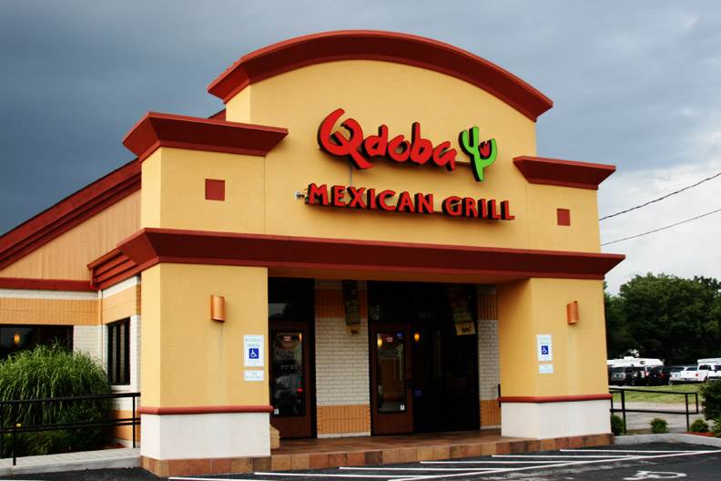 63598594274164100631814220_What-time-does-Qdoba-close
